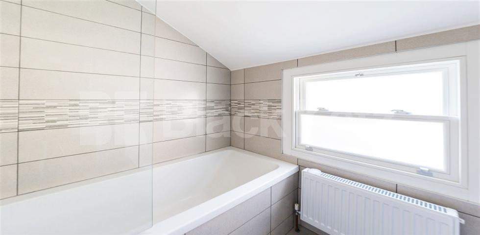 Modern Apartment Pennard Road , Shepherds Bush